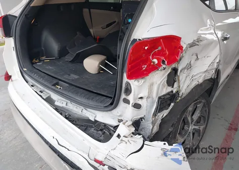 2017 Hyundai Tucson Limited z USA, uszkodzony, nr VIN KM8J33A25HU461806